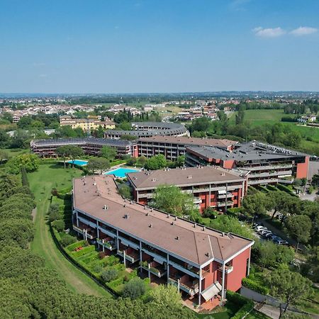 Breeze Apartment Дезенцано-дель-Гарда Экстерьер фото